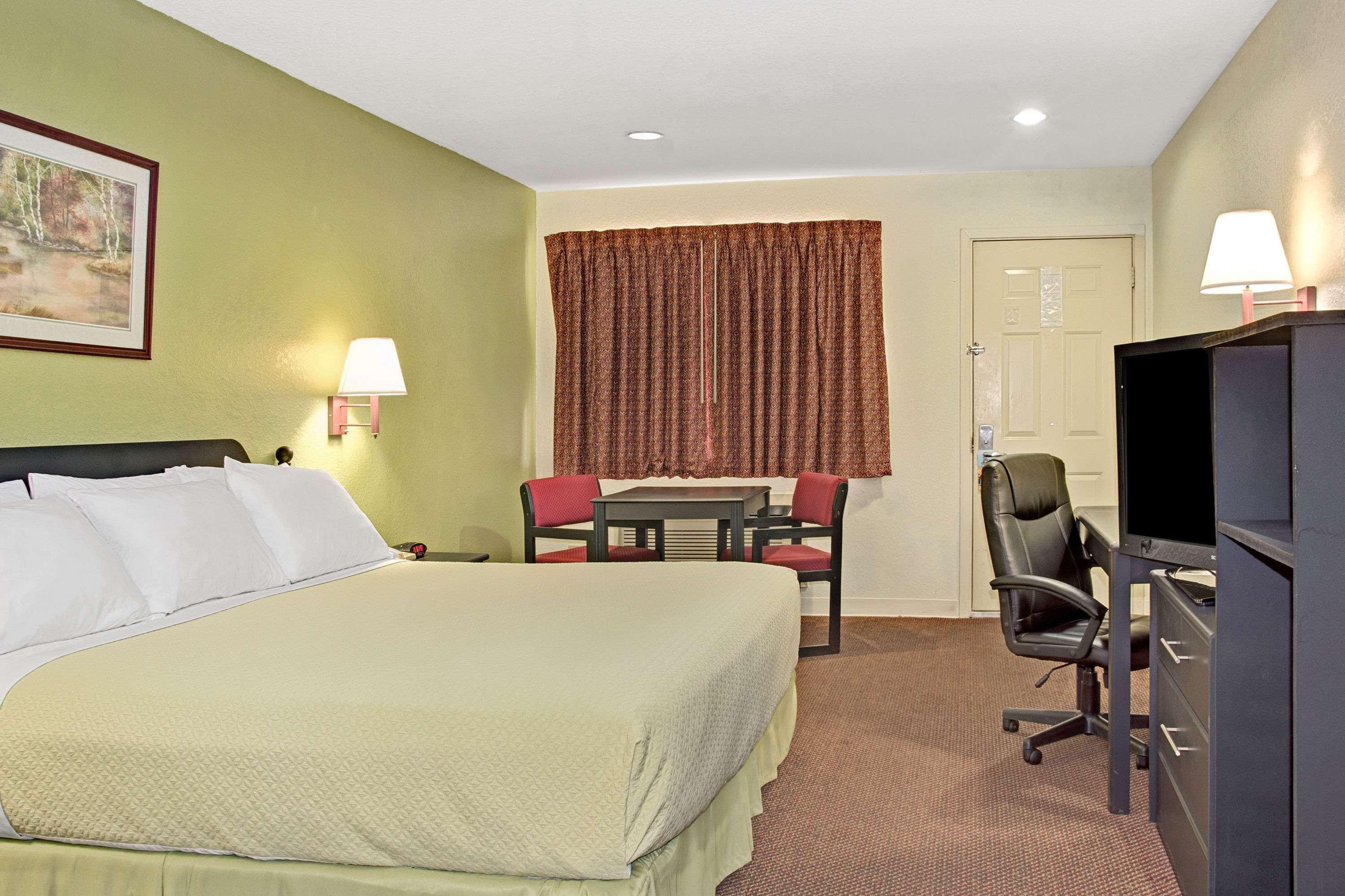 Days Inn By Wyndham El Campo Tx Exteriör bild