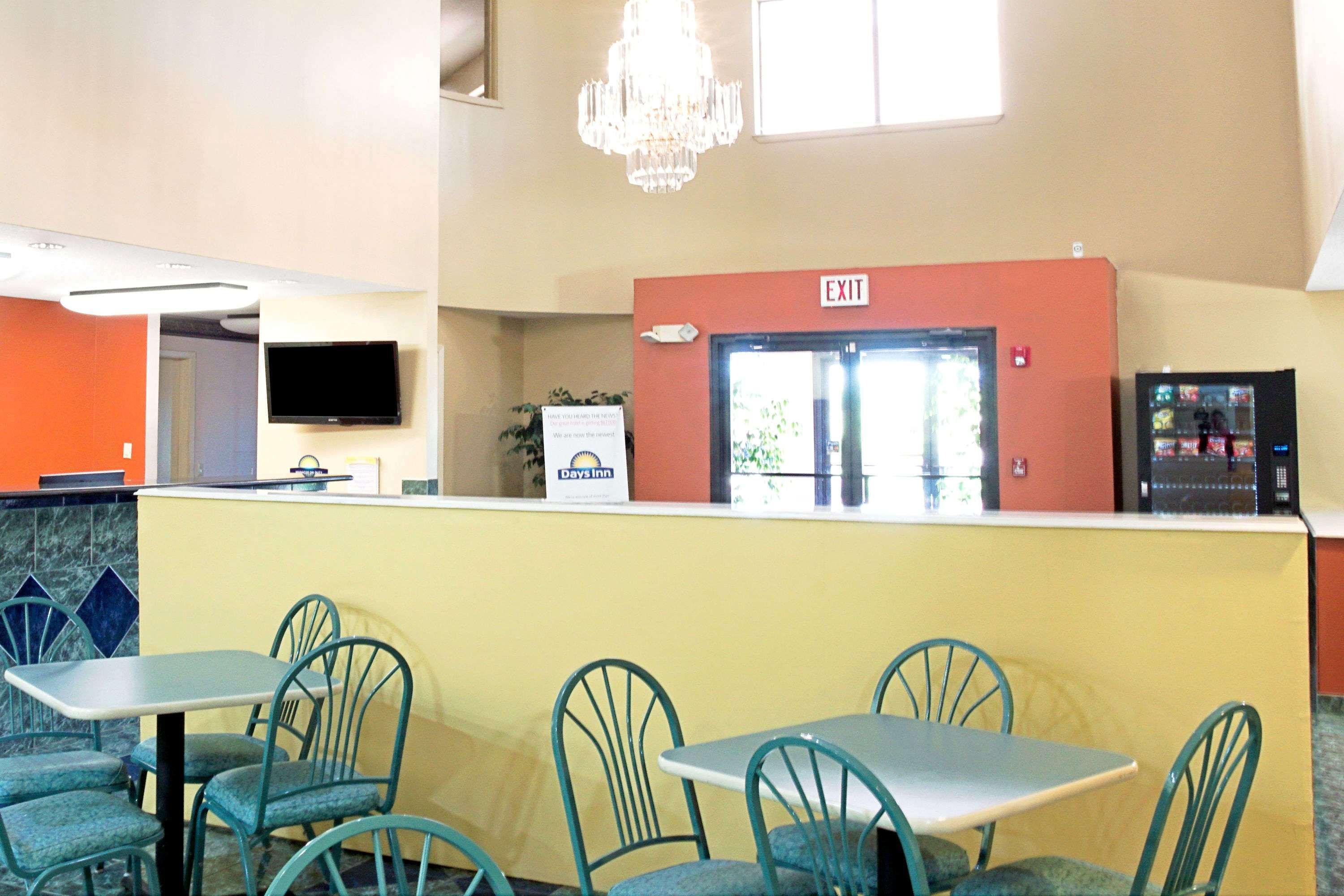 Days Inn By Wyndham El Campo Tx Exteriör bild