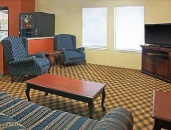 Days Inn By Wyndham El Campo Tx Exteriör bild